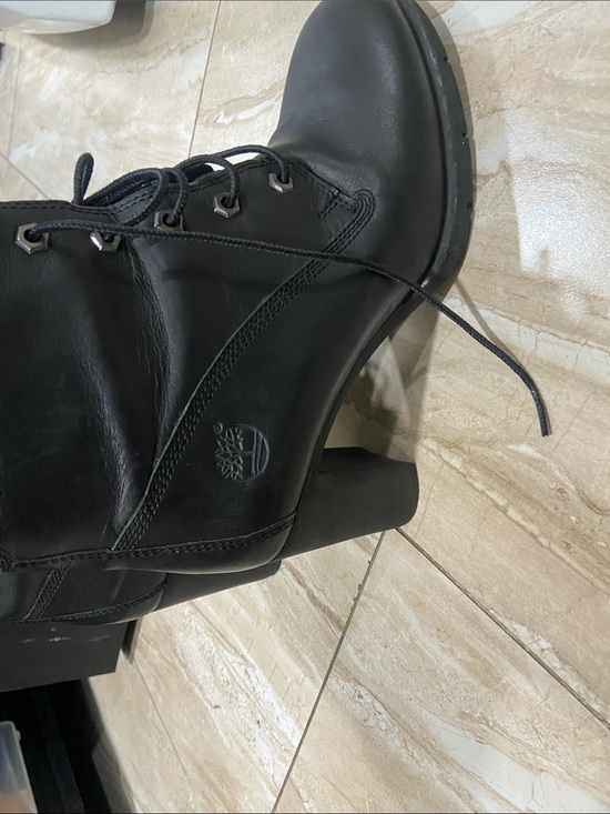 Timberland Shoes - Timberland Anime black leather lace-up heeled boots.